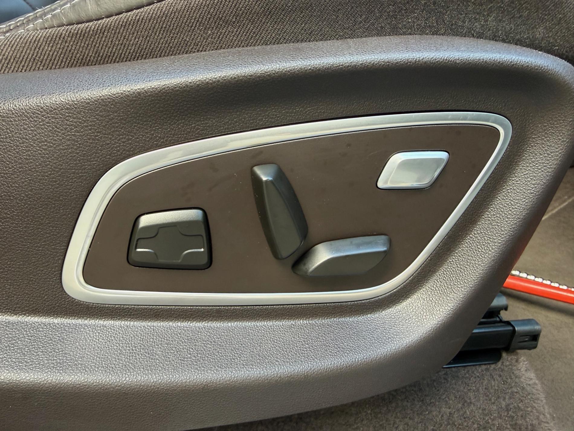 ESPACE V INITIALE PARIS 2.0L BLUEDCI 200CV EDC 7PL