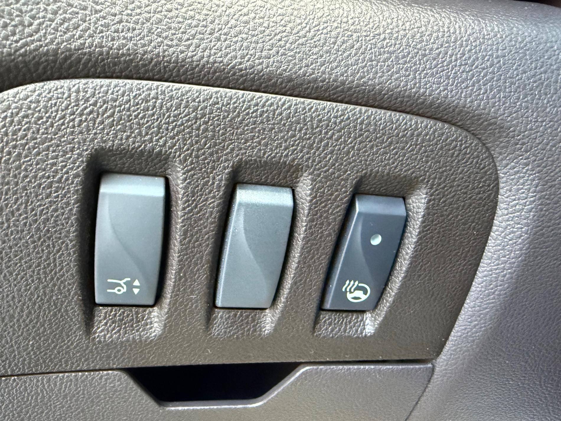 ESPACE V INITIALE PARIS 2.0L BLUEDCI 200CV EDC 7PL