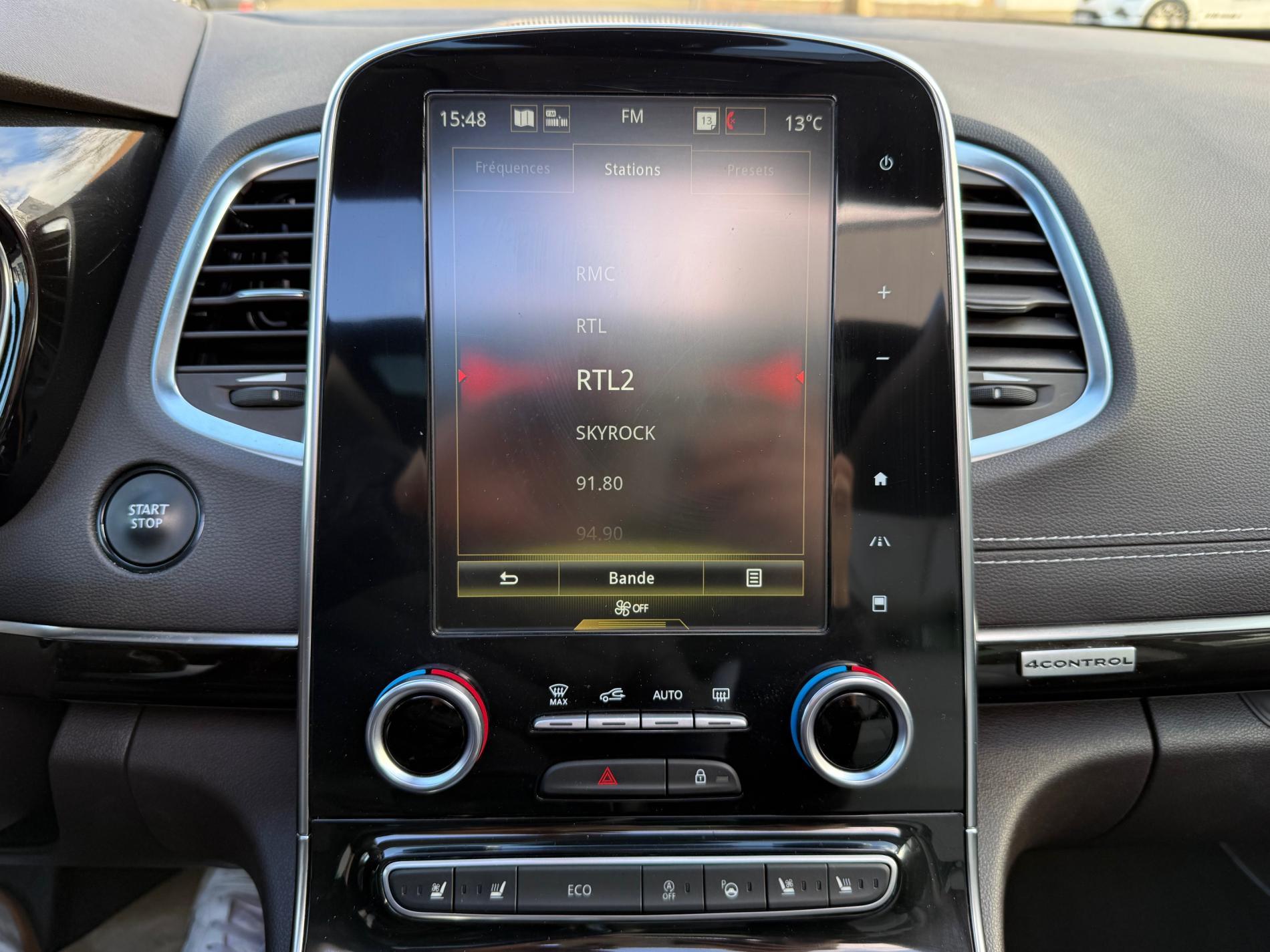 ESPACE V INITIALE PARIS 2.0L BLUEDCI 200CV EDC 7PL