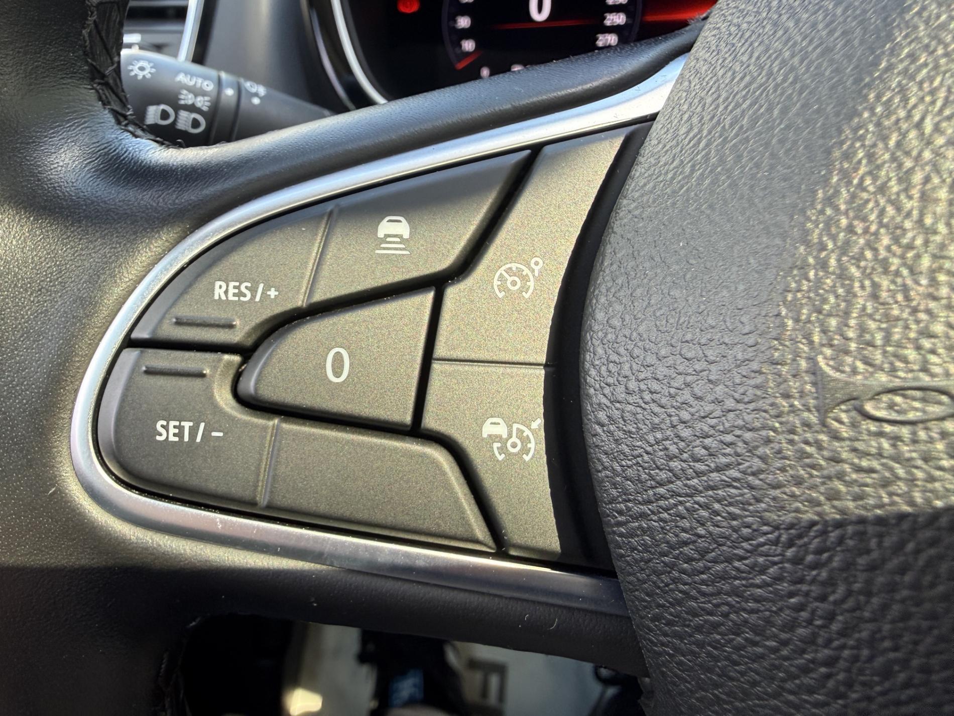 ESPACE V INITIALE PARIS 2.0L BLUEDCI 200CV EDC 7PL