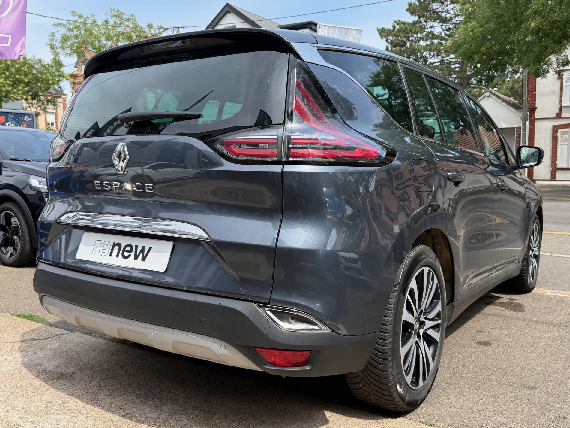 ESPACE V INITIALE PARIS 2.0L BLUEDCI 200CV EDC 7PL