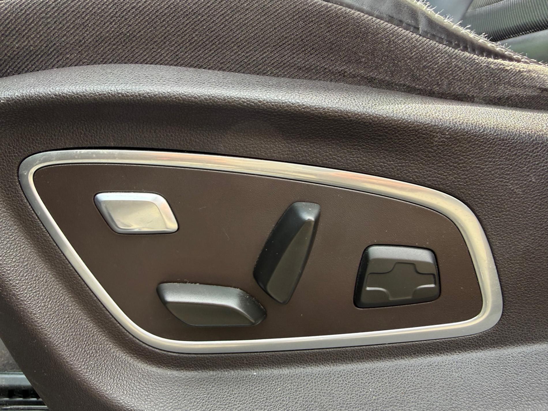 ESPACE V INITIALE PARIS 2.0L BLUEDCI 200CV EDC 7PL