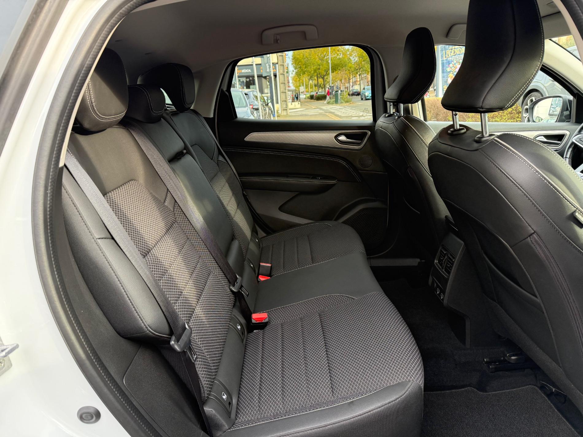 ARKANA RS LINE 1.6L E TECH 145CV