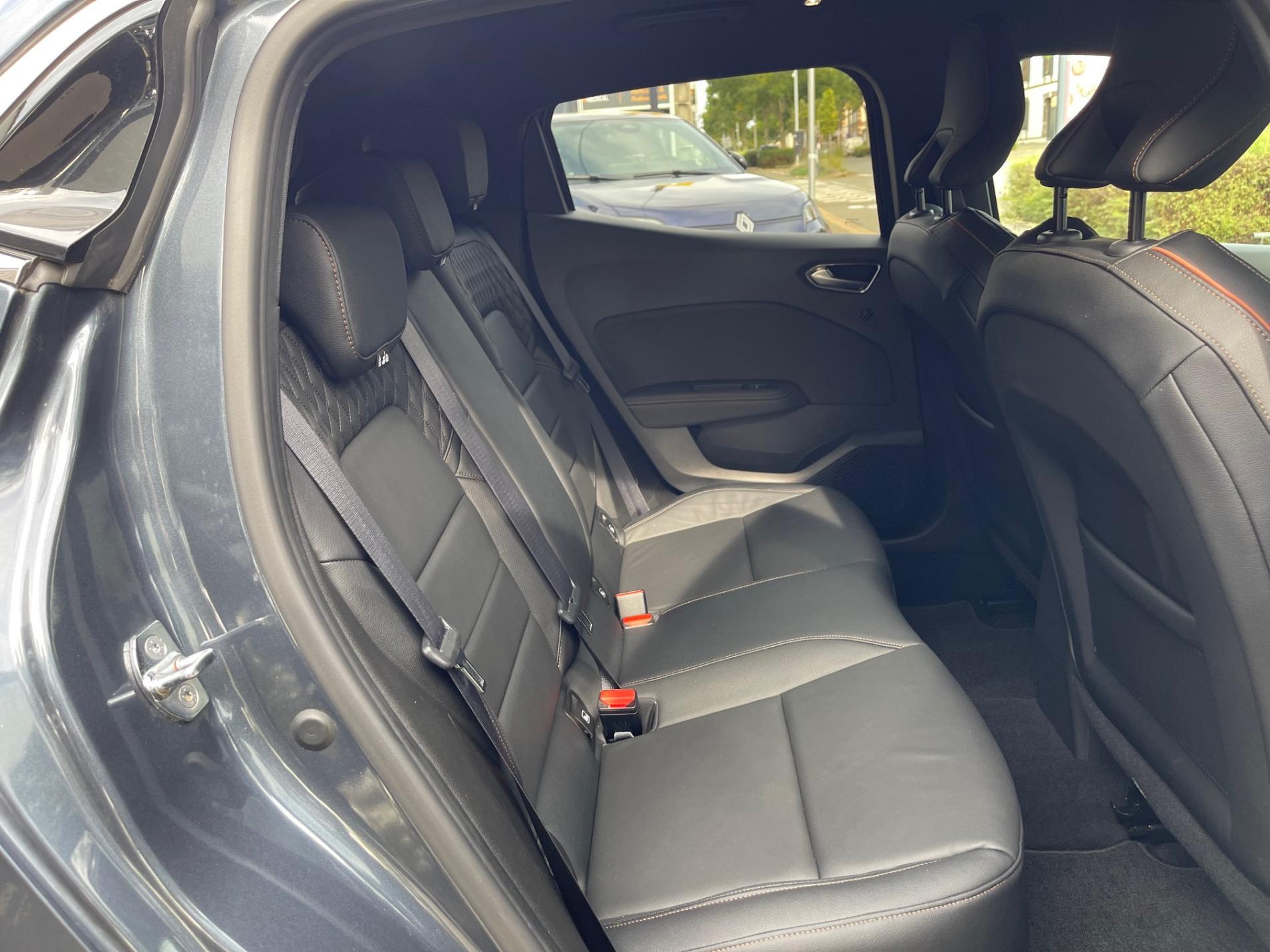 CLIO V BUSINESS 1.6L E TECH 140CV
