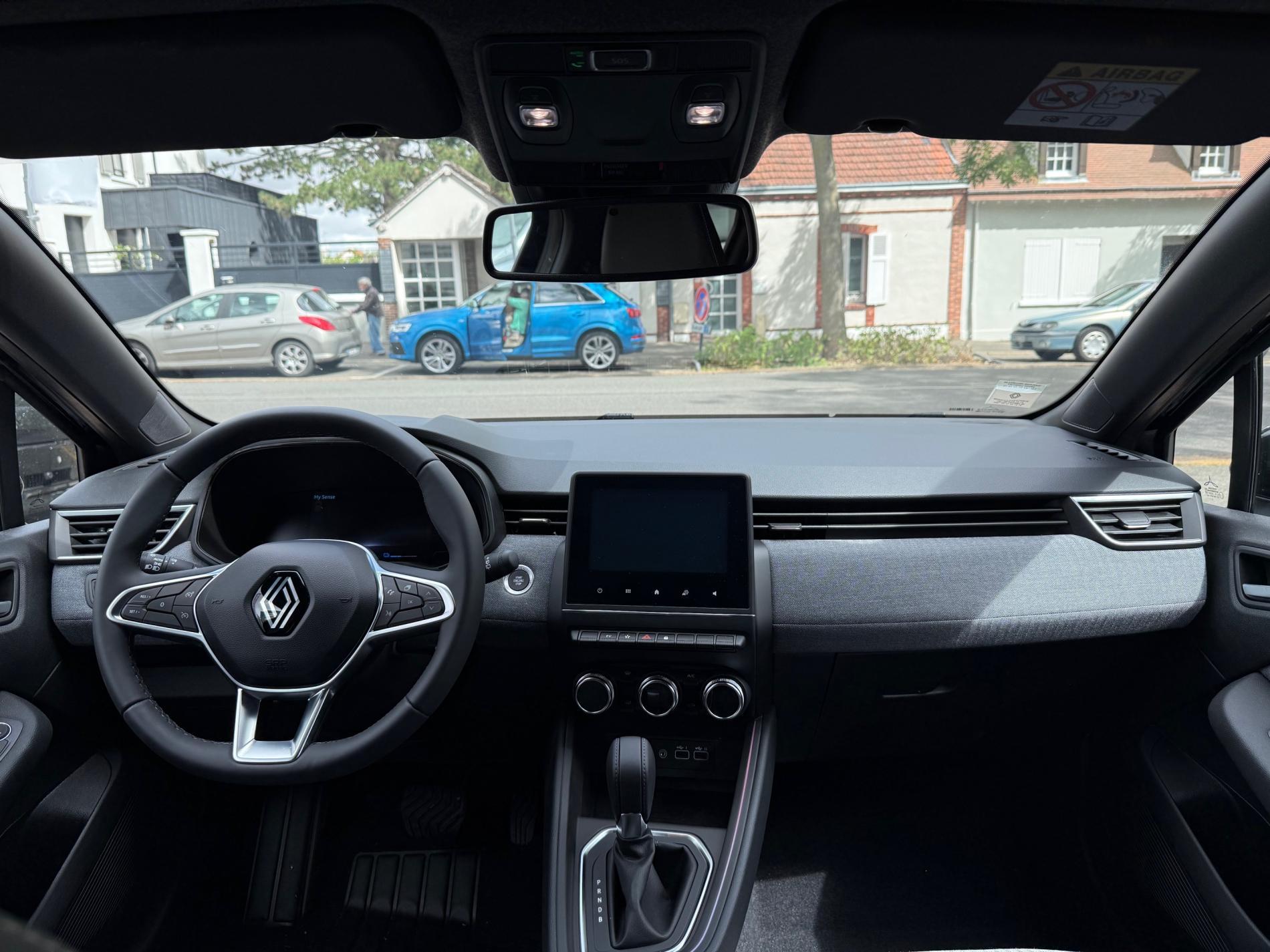 RENAULT CLIO V