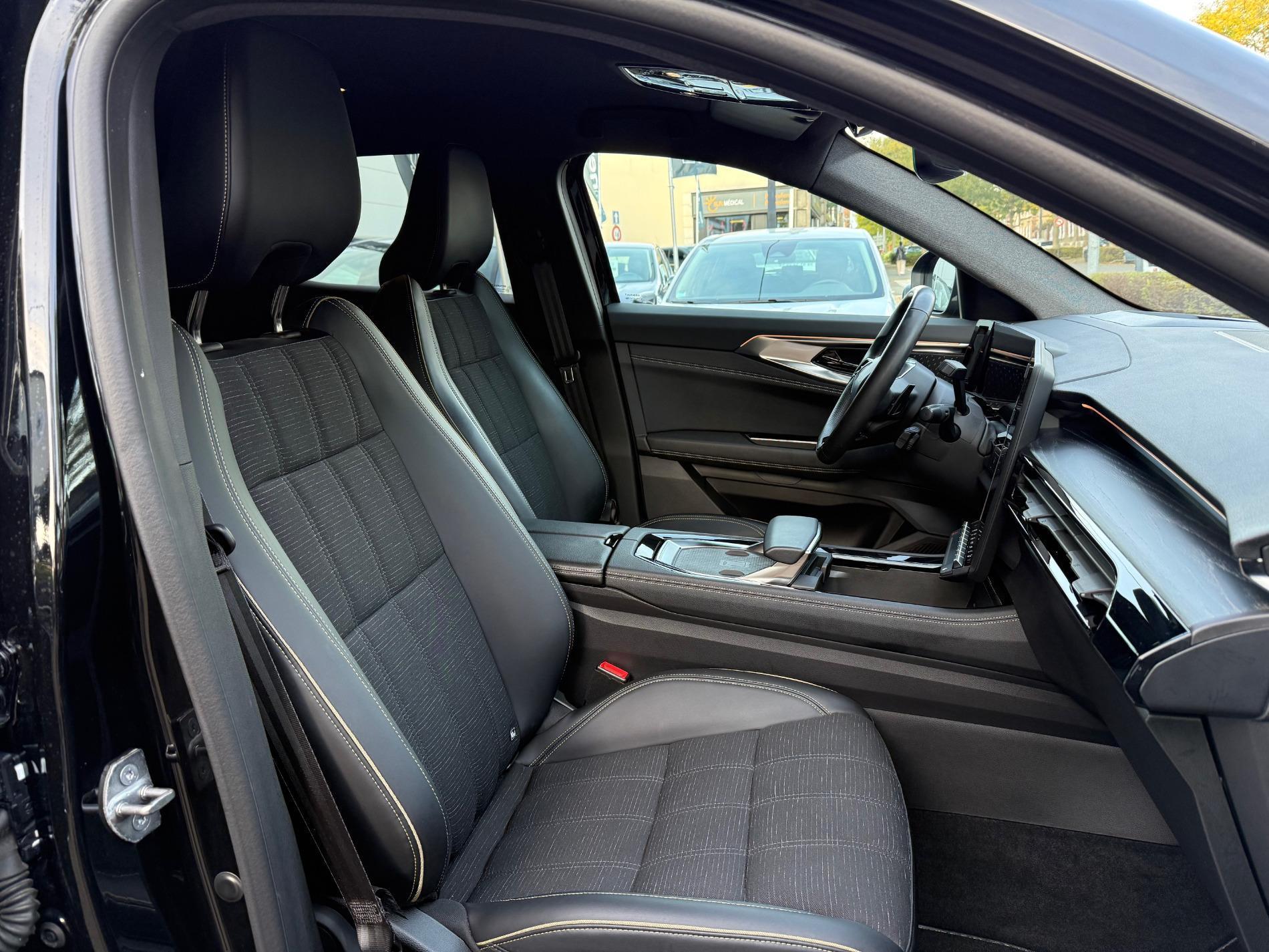 AUSTRAL ICONIC 1.2L E TECH 200CV