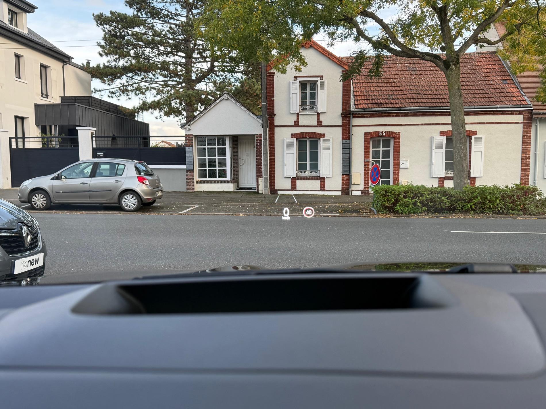 AUSTRAL ICONIC 1.2L E TECH 200CV